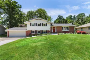 335 Frost Dr, Williams Bay, WI 53191 - Photo 1