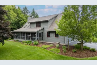 4429  Kingbird Ct, Jackson, WI 53037 - Photo 1