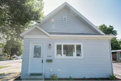 604  Wilson St, Winona, MN 55987 - Photo 1