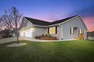 740 Chief Kewaskum Pl, Kewaskum, WI 53040 - Photo 1