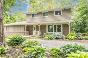 S46W22164 Tansdale Rd, Waukesha, WI 53189 - Photo 1