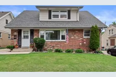 2181 S 88th St, West Allis, WI 53227 - Photo 1