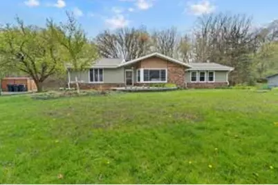 611  Mount Snowdon Rd, Wales, WI 53183 - Photo 1