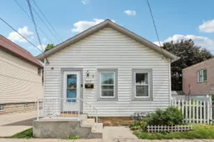 1419 E Russell Ave, Milwaukee, WI 53207 - Photo 1