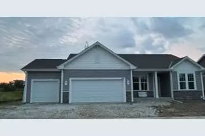 9582 S Sophia Ct, Franklin, WI 53132 - Photo 1