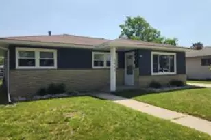 3409 S 10th Pl, Sheboygan, WI 53081 - Photo 1