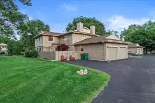 16312 W Coachlight Dr, New Berlin, WI 53151 - Photo 1