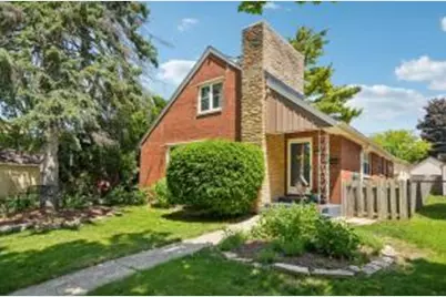 3620 S Brust Ave, Milwaukee, WI 53207 - Photo 1