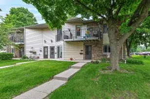 W168N11501 El Camino Dr, Germantown, WI 53022 - Photo 1