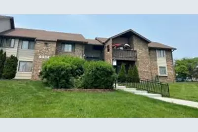 9034 W Lisbon Ave, Milwaukee, WI 53222 - Photo 1