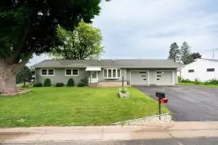 3720 Elm Dr, La Crosse, WI 54601 - Photo 1