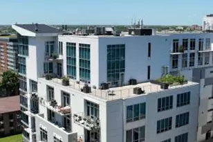 601 E Ogden Ave, Milwaukee, WI 53202 - Photo 1