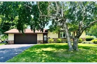 2608  Longview Ct, La Crosse, WI 54601 - Photo 1