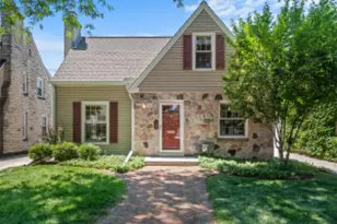 5243 N Kent Ave, Whitefish Bay, WI 53217 - Photo 1