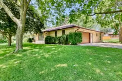 N77W14888  Wood View Dr, Menomonee Falls, WI 53051 - Photo 1