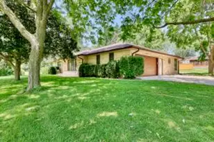 N77W14888 Wood Vw Dr, Menomonee Falls, WI 53051 - Photo 1