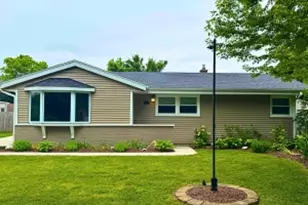 5619 S Honey Creek Dr, Milwaukee, WI 53221 - Photo 1