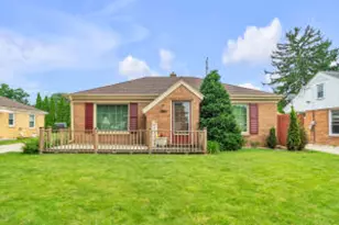 815 Willmor St, Racine, WI 53402 - Photo 1