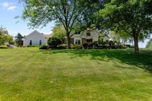 1948 Field Cliffe Dr, Richfield, WI 53076 - Photo 1