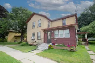 109 N 9th St, Watertown, WI 53094 - Photo 1