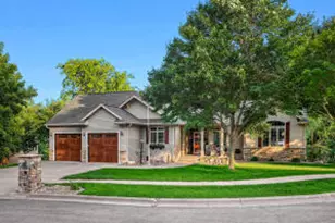 1848 Wood Run Pl, Onalaska, WI 54650 - Photo 1