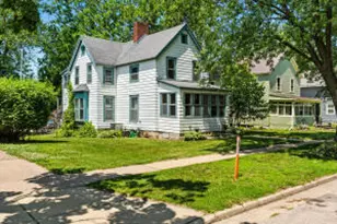 412 N Spring St, Sparta, WI 54656 - Photo 1