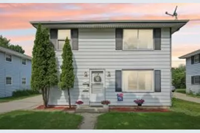 4423 S 5th Pl #4425, Milwaukee, WI 53207 - Photo 1