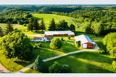 E2880  Witcraft Ridge Rd, Genoa, WI 54632 - Photo 1