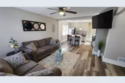 3644 E Carpenter Ave, Cudahy, WI 53110 - Photo 1