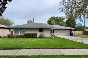 620 North St, Racine, WI 53402 - Photo 1