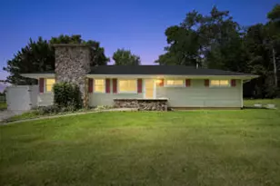 10012 W Ryan Rd, Franklin, WI 53132 - Photo 1