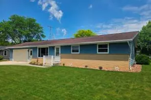 820 Ontario Ave, Oostburg, WI 53070 - Photo 1