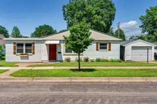 2011 Park Ave, La Crosse, WI 54601 - Photo 1