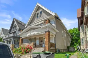 2229 N 17th St, Milwaukee, WI 53205 - Photo 1