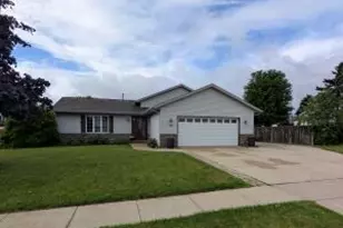 333 S Creek Dr, Elkhorn, WI 53121 - Photo 1