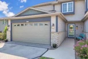 525 Bluebill Ln, Sheboygan Falls, WI 53085 - Photo 1