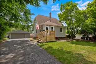 10037 W Bungalow Pkwy, West Allis, WI 53214 - Photo 1