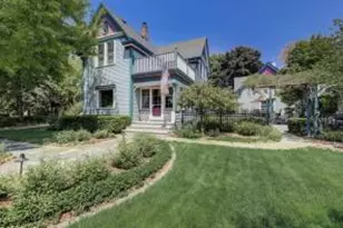 N50W7228 Western Rd, Cedarburg, WI 53012 - Photo 1