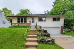 1429 Aldoro Dr, Waukesha, WI 53188 - Photo 1