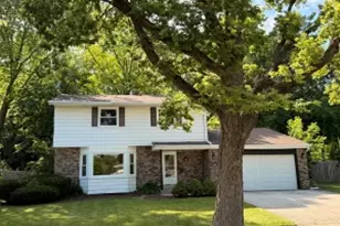 2108 Cardinal Dr, Waukesha, WI 53186 - Photo 1