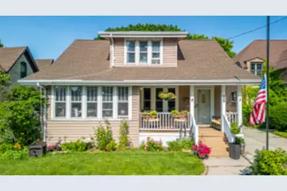 856 N 11th St, Manitowoc, WI 54220 - Photo 1