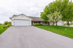1105 W York St, Oak Creek, WI 53154 - Photo 1