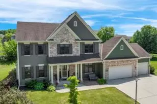 501 Wynnewood Ct, Waukesha, WI 53188 - Photo 1