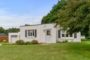 935 S Main St, Mishicot, WI 54228 - Photo 1