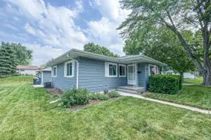 2100 Garven Ct, Waukesha, WI 53188 - Photo 1