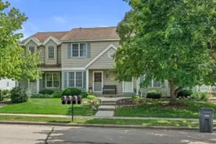 119 E Rivera Dr, Waukesha, WI 53189 - Photo 1