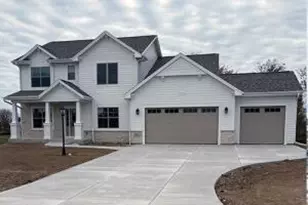 N119W14982 Ivy Ln, Germantown, WI 53022 - Photo 1