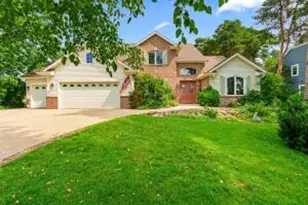 412 Sand Hill Ln, Dousman, WI 53118 - Photo 1