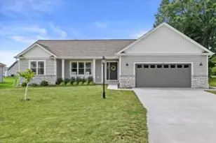 1791 Morgan Station Ct, Oconomowoc, WI 53066 - Photo 1