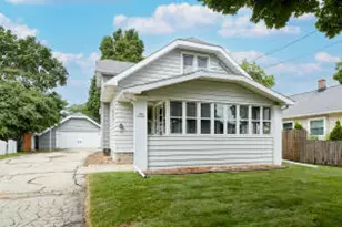 416 Oakland Ave, Waukesha, WI 53186 - Photo 1